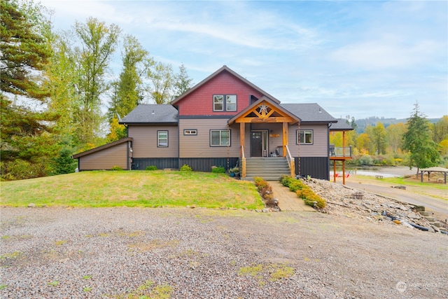 view of front of house with a front yard