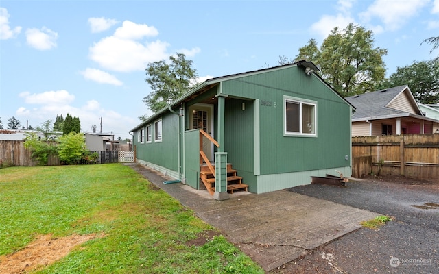 exterior space featuring a yard