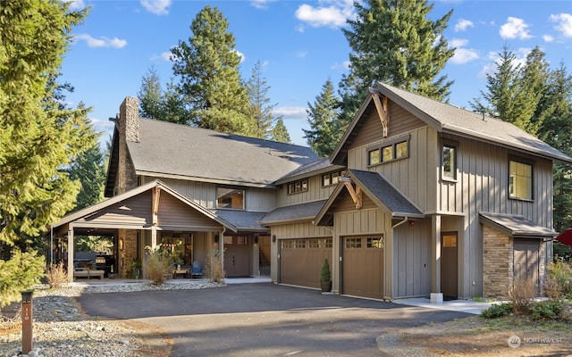 view of front of property featuring a garage