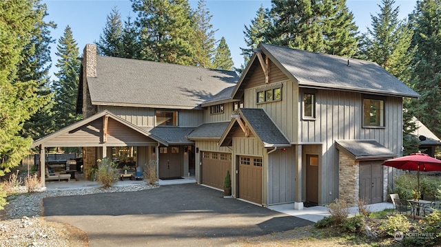 view of front of house with a garage