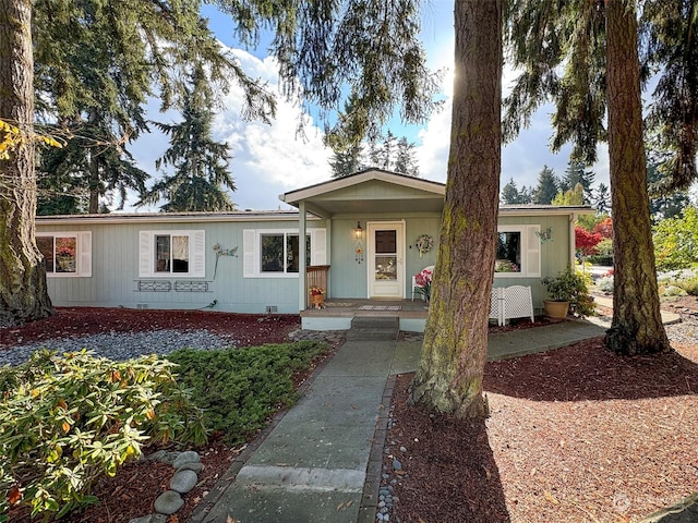 121 Fircrest Dr, Sequim, WA 98382 - ranch-style home featuring crawl space and covered porch