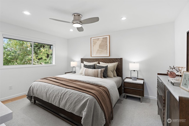 bedroom featuring ceiling fan