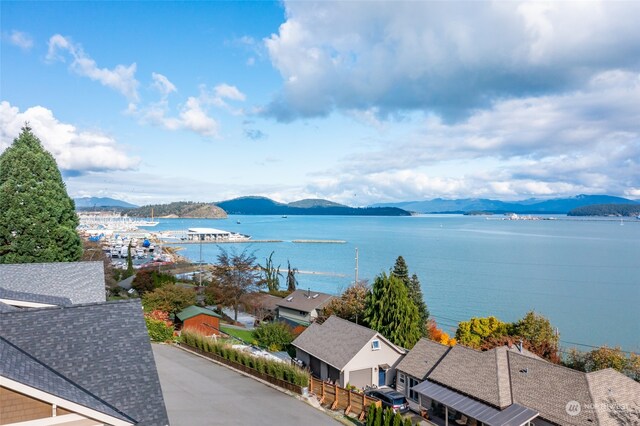 207 Mansfield Ct, Anacortes, WA 98221