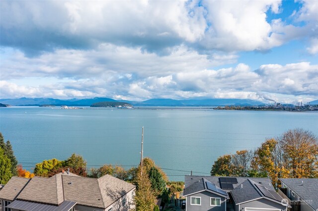 207 Mansfield Ct, Anacortes, WA 98221