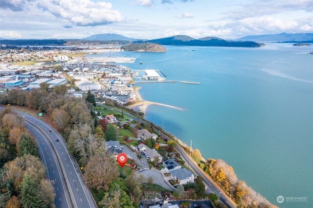 207 Mansfield Ct, Anacortes, WA 98221
