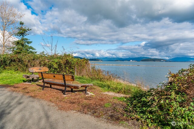 207 Mansfield Ct, Anacortes, WA 98221