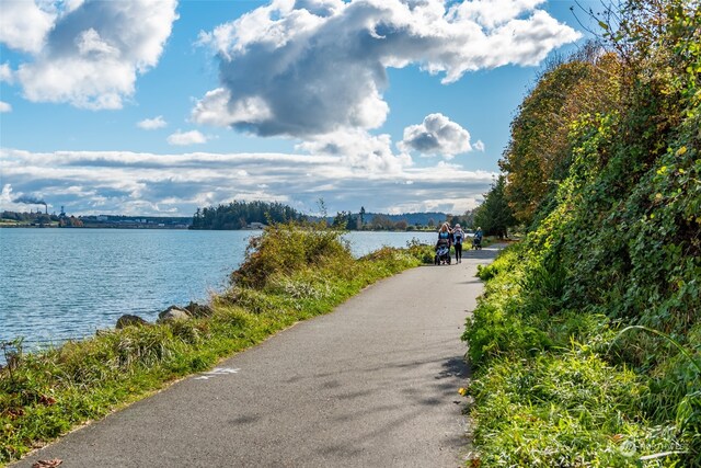 207 Mansfield Ct, Anacortes, WA 98221