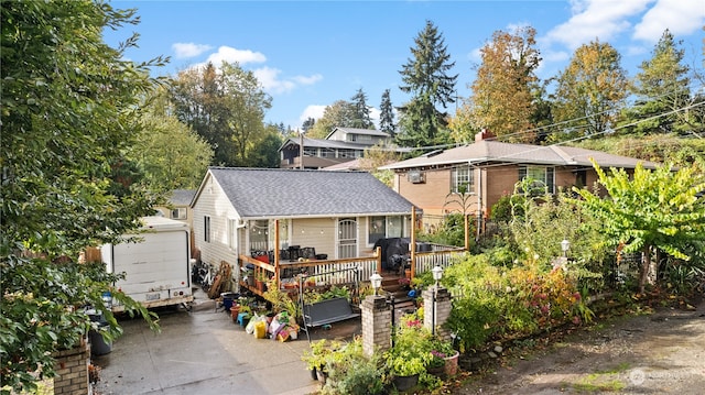 view of front of house featuring a deck