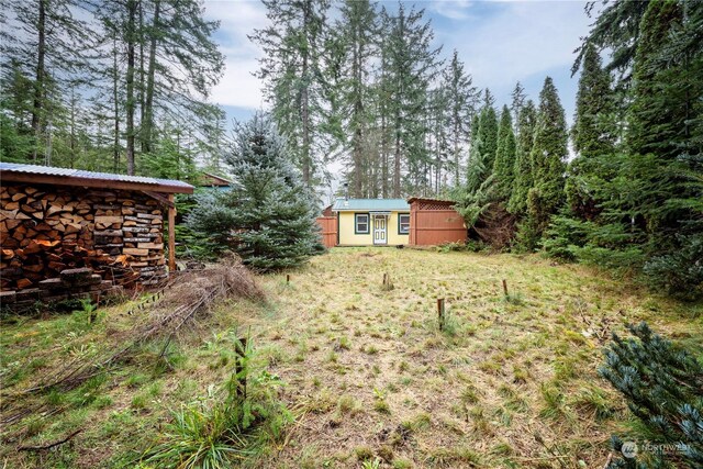 137 Mountain View Dr N, Ashford, WA 98304 - view of yard