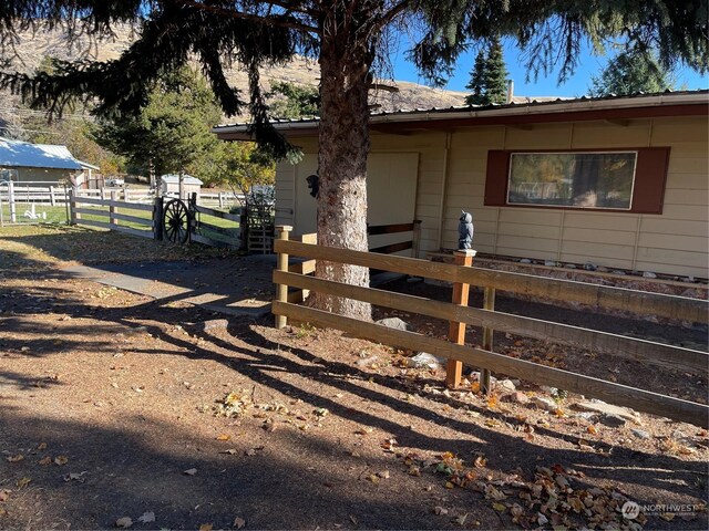 2 2nd St, Loomis, WA 98855 - photo 4