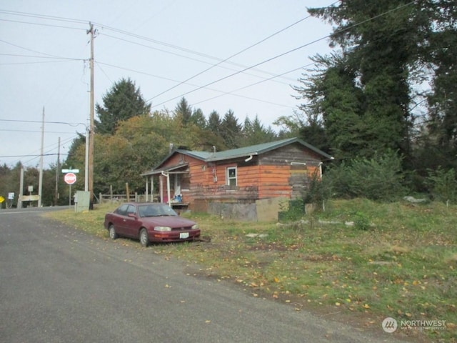 699 Copalis Beach Rd, Copalis Beach, WA 98535 - view of front of house