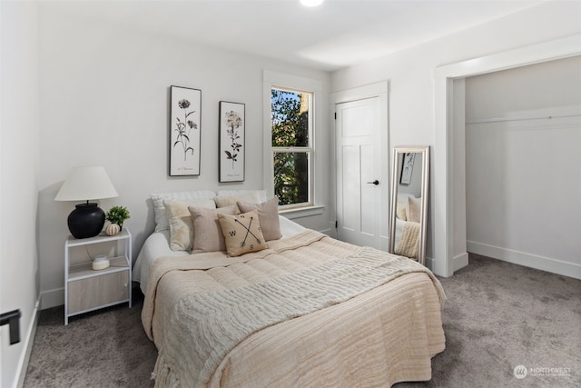 view of carpeted bedroom