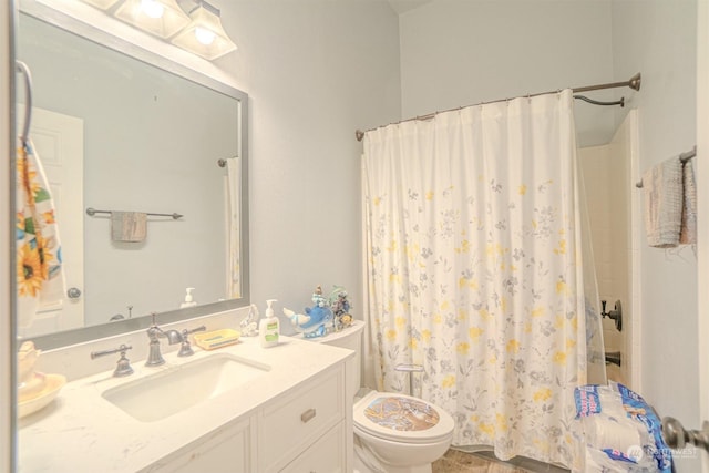 782 S Military Rd, Winlock, WA 98596 - bathroom with toilet, vanity, and a shower with shower curtain