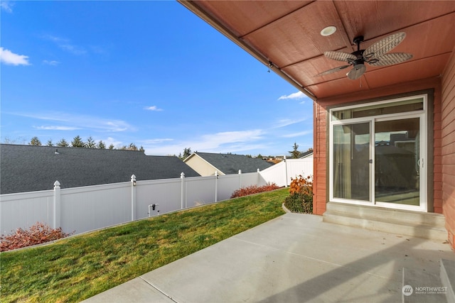 view of patio with ceiling fan