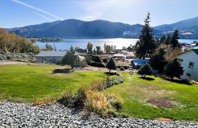 Listing photo 3 for 241 Lakeshore Dr, Manson WA 98831