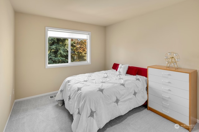 bedroom featuring carpet flooring