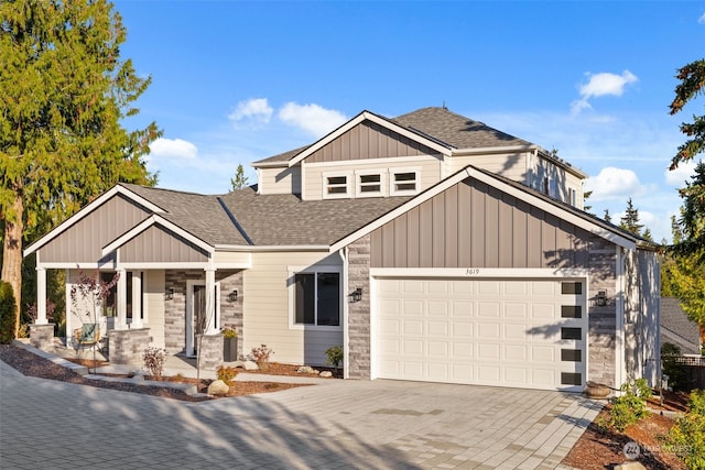 craftsman house with a porch