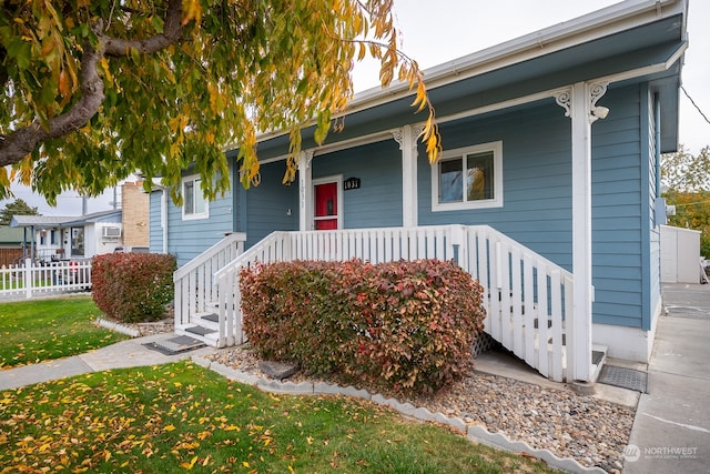 view of front of house featuring covered porch