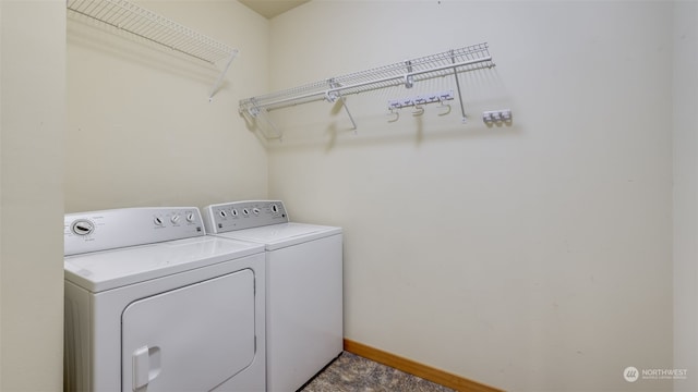 2733 Diamond St Unit D, Milton, WA 98354 - laundry room featuring washer and clothes dryer