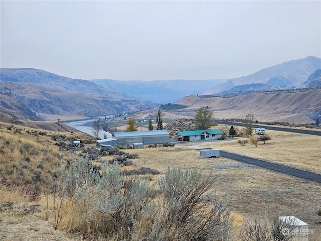5 Peach Rd, Waterville, WA 98858