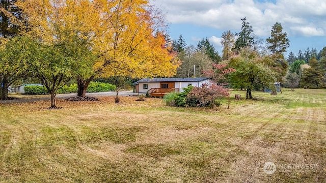 4249 88th Ave SW, Olympia, WA 98512 - view of yard featuring a deck