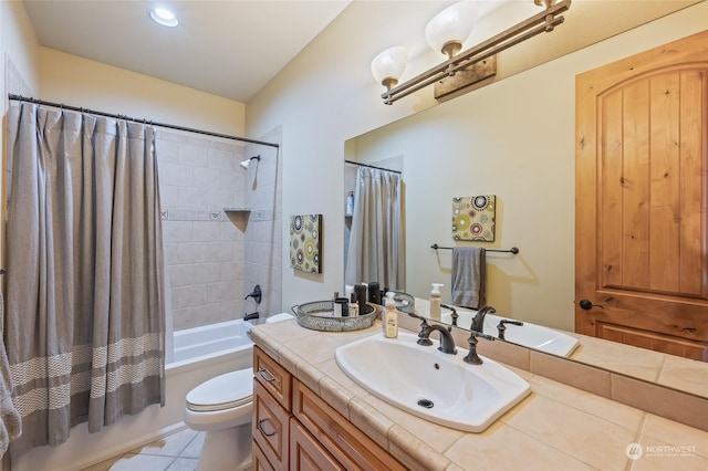 1114 S Wells, East Wenatchee, WA 98802 - full bath featuring vanity, shower / bath combination with curtain, toilet, and tile patterned floors