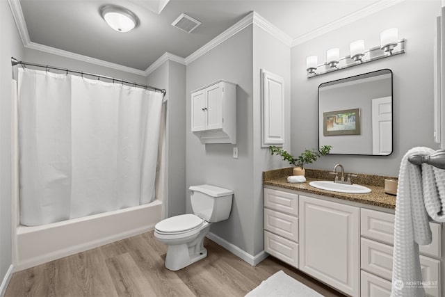 full bathroom featuring hardwood / wood-style floors, toilet, shower / bath combo, vanity, and crown molding