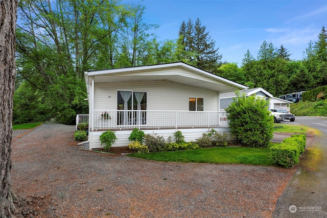 view of front of house with covered porch