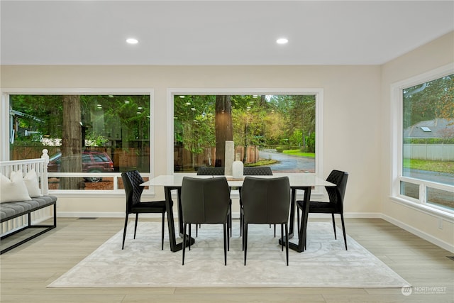 23405 NE 73rd St, Redmond, WA 98053 - sunroom / solarium featuring a wealth of natural light