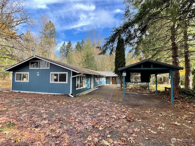 15407 264th St E, Graham, WA 98338 - view of side of property featuring a detached carport