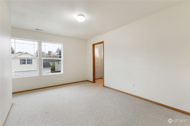 view of carpeted spare room