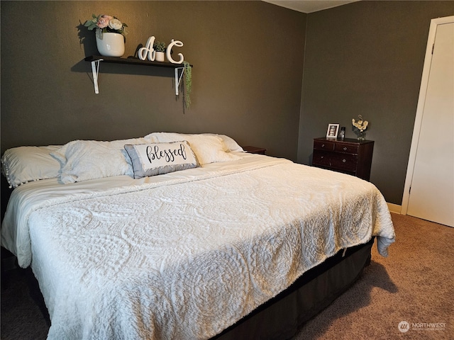 view of carpeted bedroom