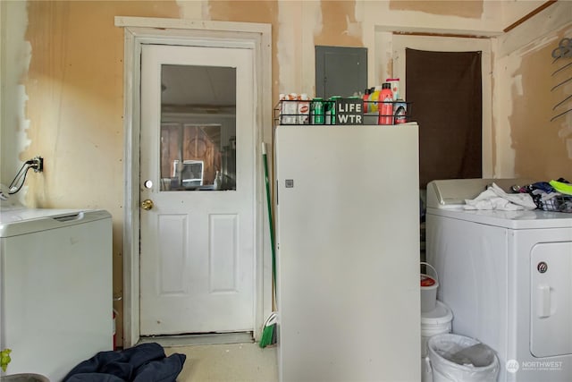 laundry room featuring independent washer and dryer