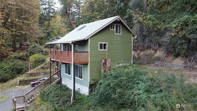 view of outdoor structure