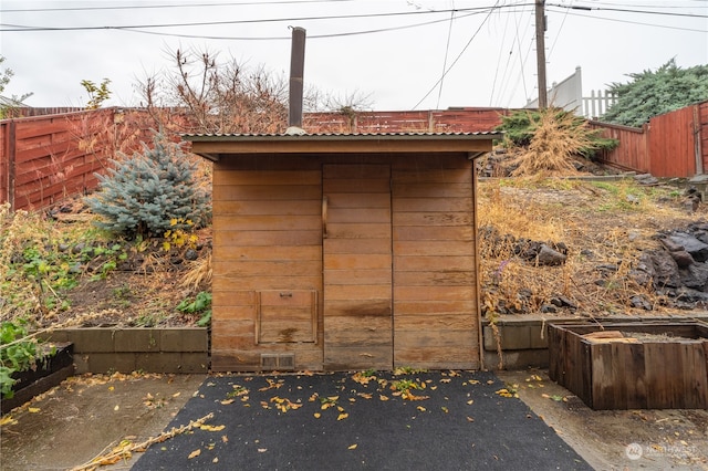 view of outbuilding