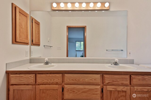 1547 Bismark Ln, Freeland, WA 98249 - bathroom featuring double vanity