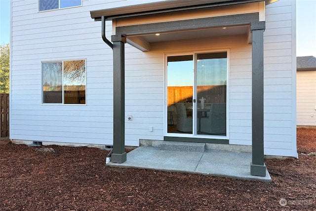 1112 SE 33rd St, Battle Ground, WA 98604 - view of exterior entry featuring crawl space