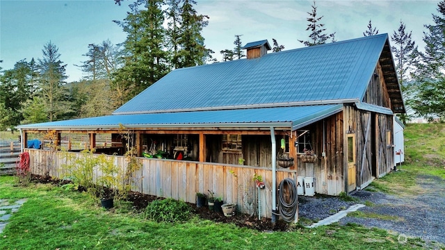 exterior space with an outbuilding