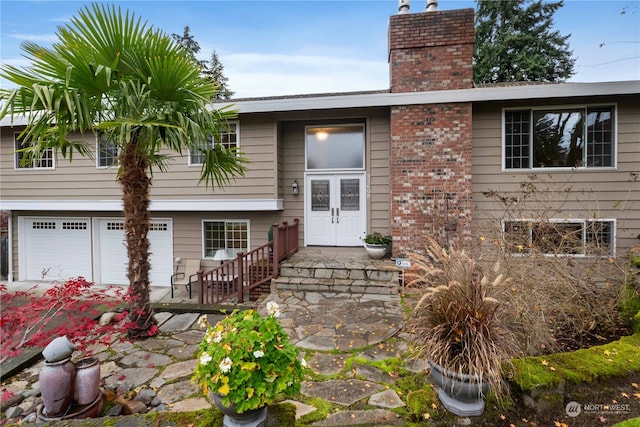 view of front facade with a garage