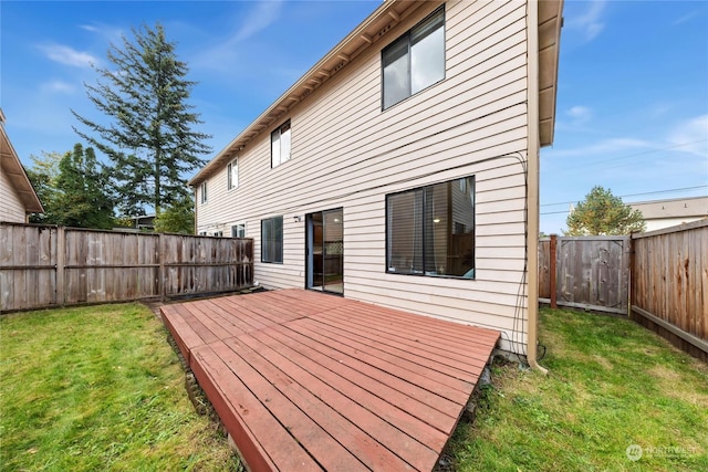 1302 3rd St SE Unit 1, Auburn, WA 98002 - rear view of house with a deck