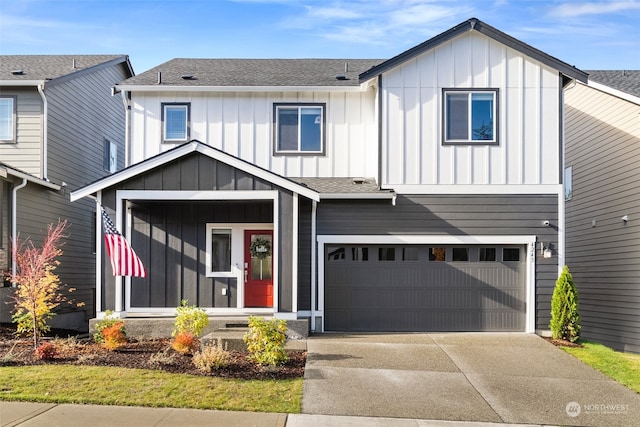 view of front facade with a garage