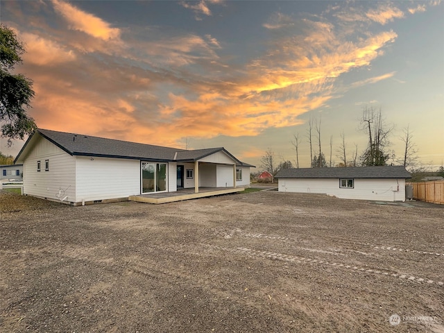 view of front of property