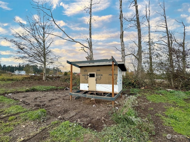 view of outdoor structure