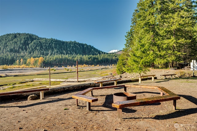 surrounding community featuring a mountain view and a rural view