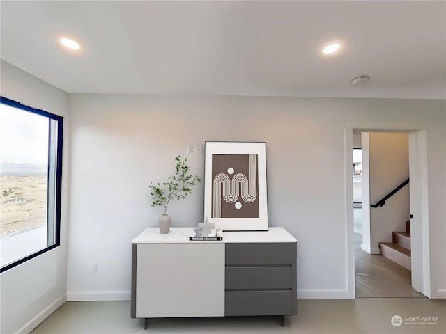 bathroom featuring concrete floors