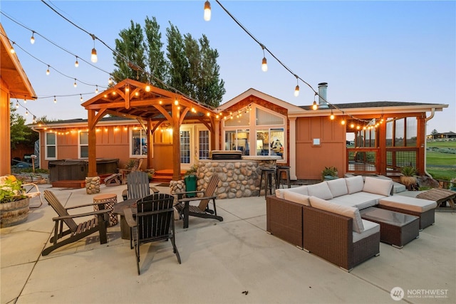 205 Fairway Pl SW, Mattawa, WA 99349 - view of patio featuring a hot tub and outdoor lounge area
