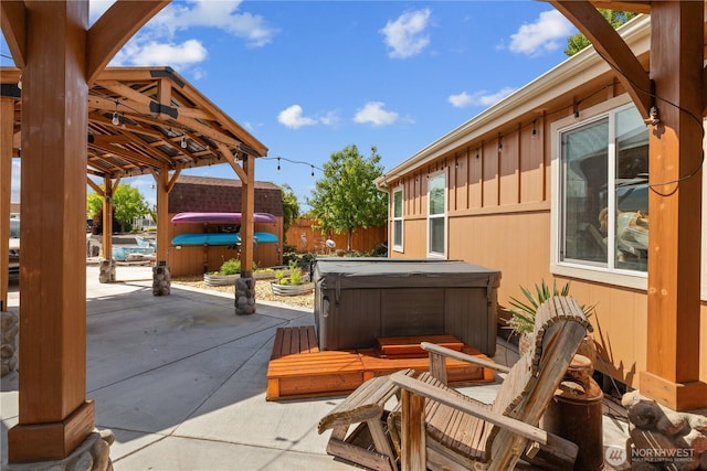 205 Fairway Pl SW, Mattawa, WA 99349 - view of patio featuring a hot tub