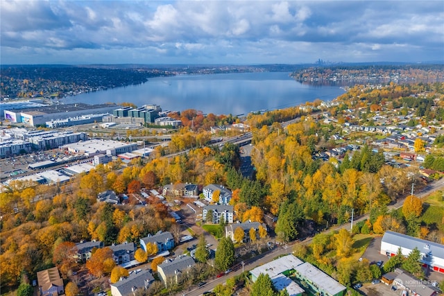 bird's eye view featuring a water view