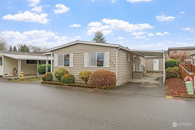 view of manufactured / mobile home