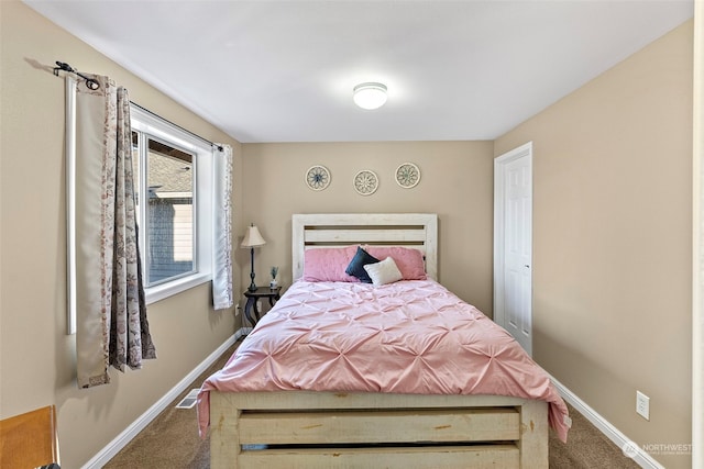 bedroom with carpet